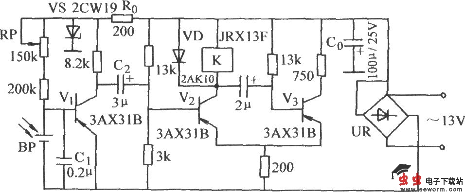 能驱动继电器的射极耦合单稳态电路