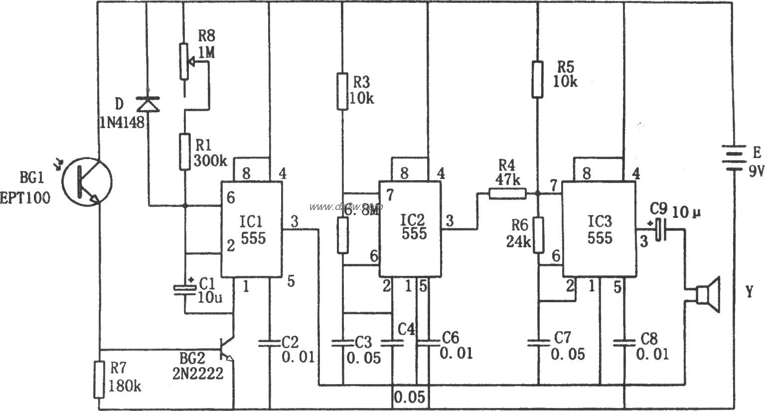 555构成的电冰箱开门报警电路图