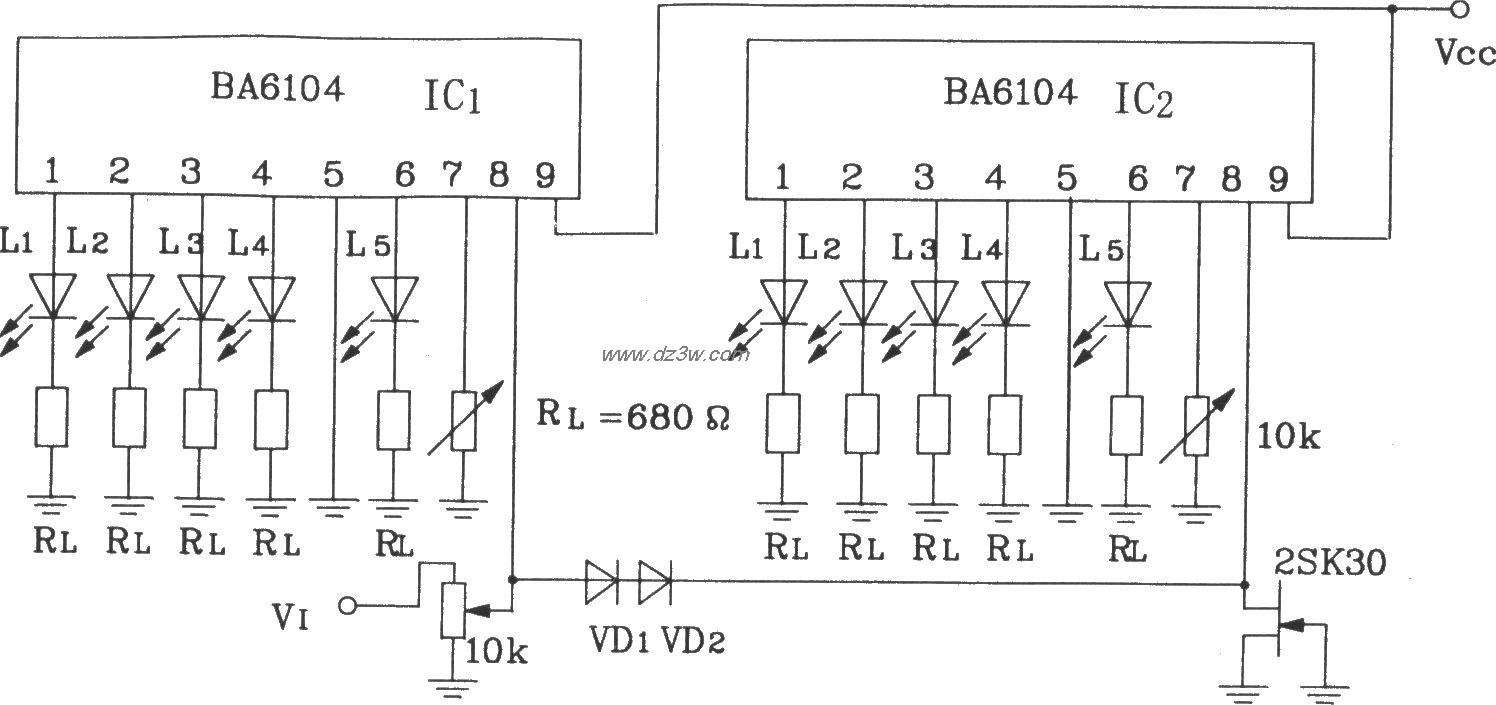 2块BA6104五位LED电平表电路图