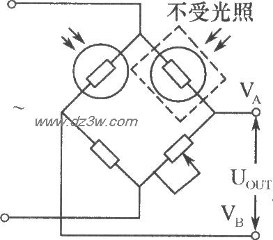 光敏电阻组成桥式光电检电路图