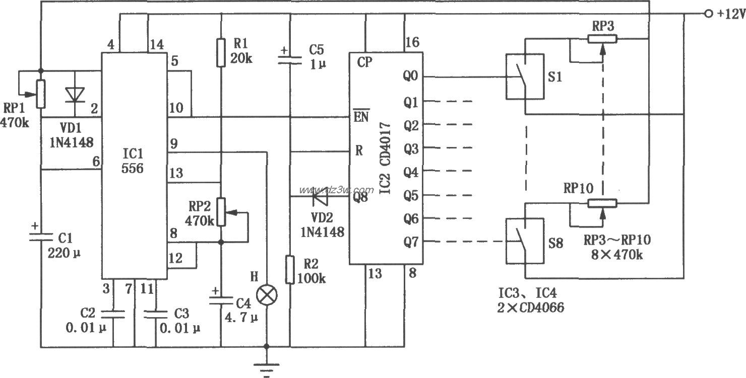 由556、CD4017构成的闪光电路图